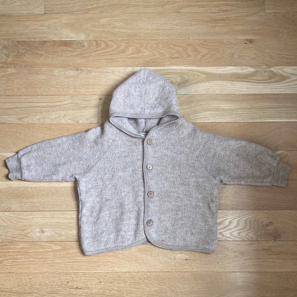 Siskin Tinker Baby Jacket - Merino Wool Fleece - Sandstorm 6-12mo
